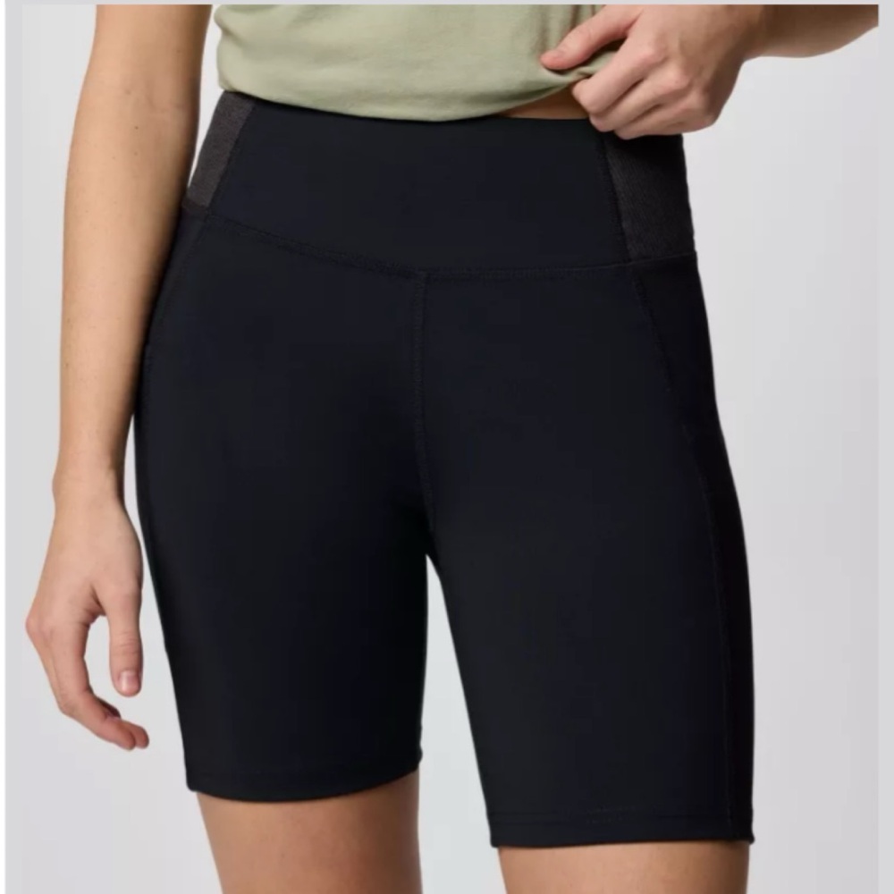 Columbia Trek Black Bike Shorts Women’s 1/2 Tight S/P $40